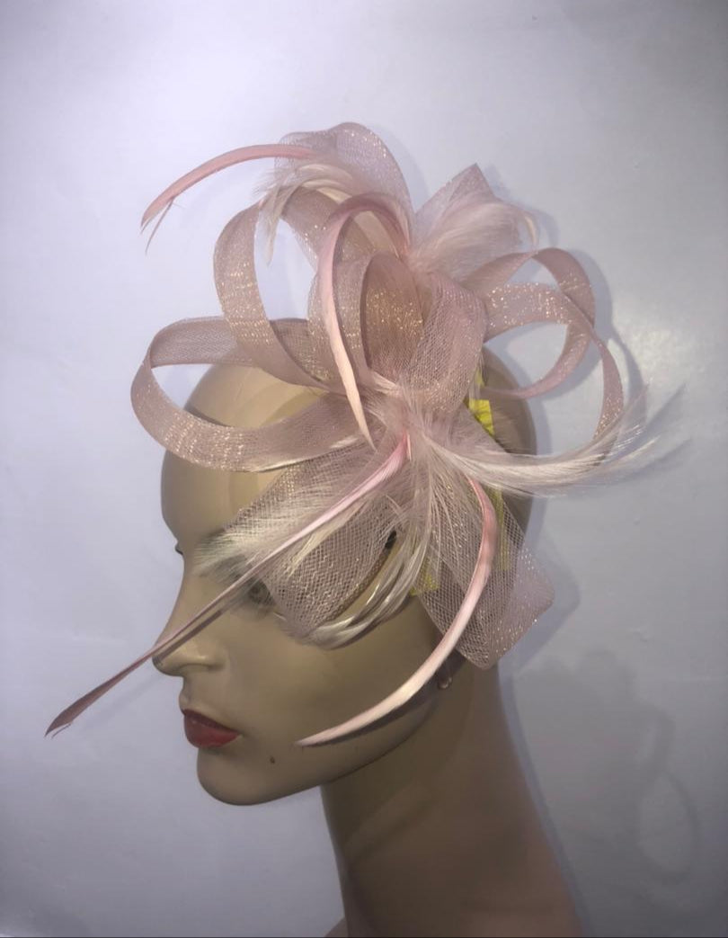 "Elegant Crin & feather fascinator"