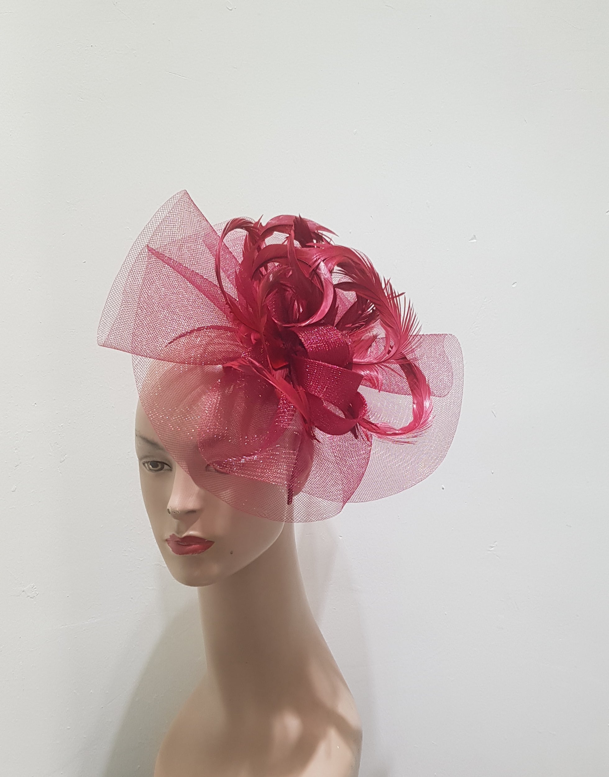 Crin & feather fascinator