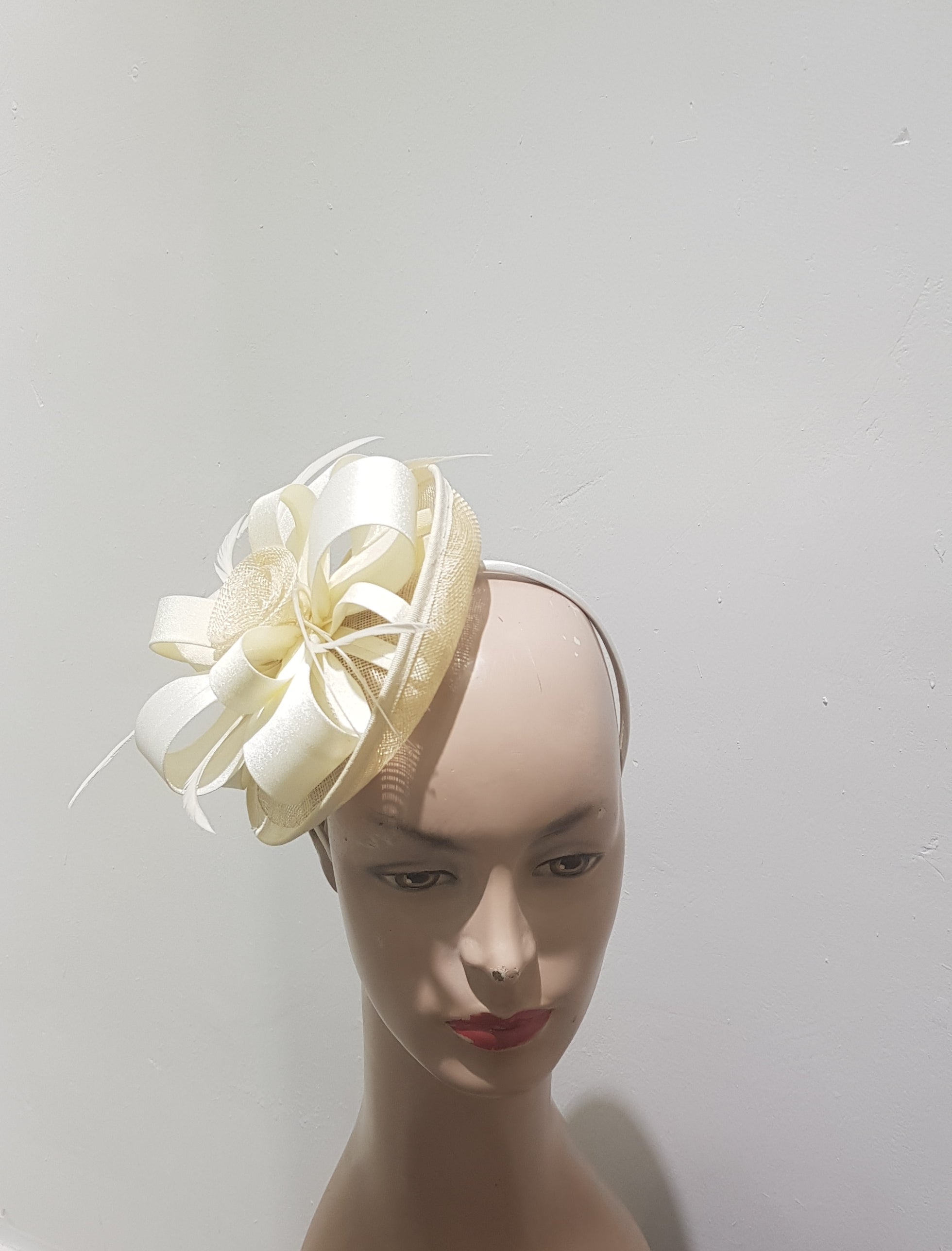 Blush Bow Elegance Fascinator