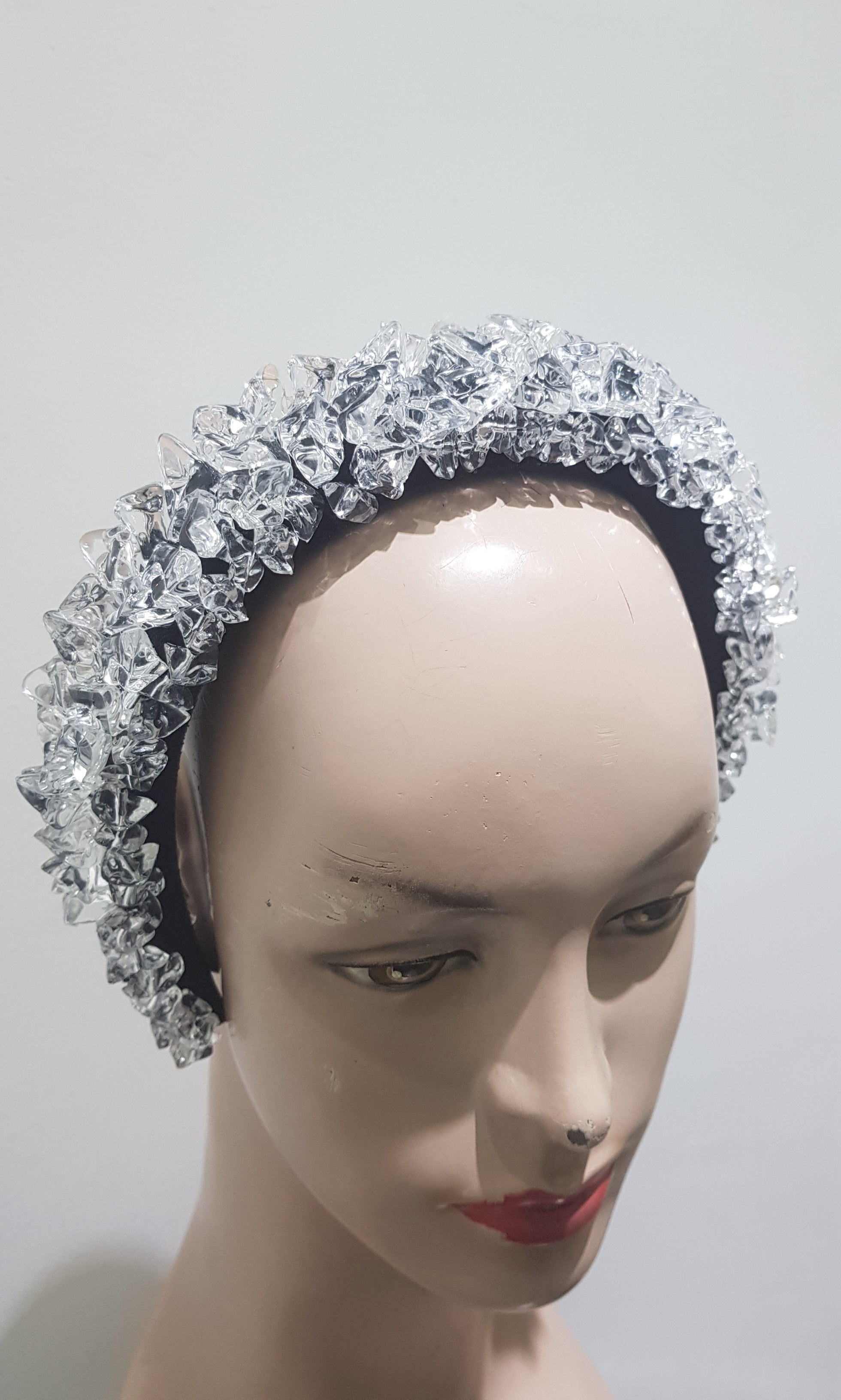 Icy Elegance: A Crystal Embellished Statement Headband