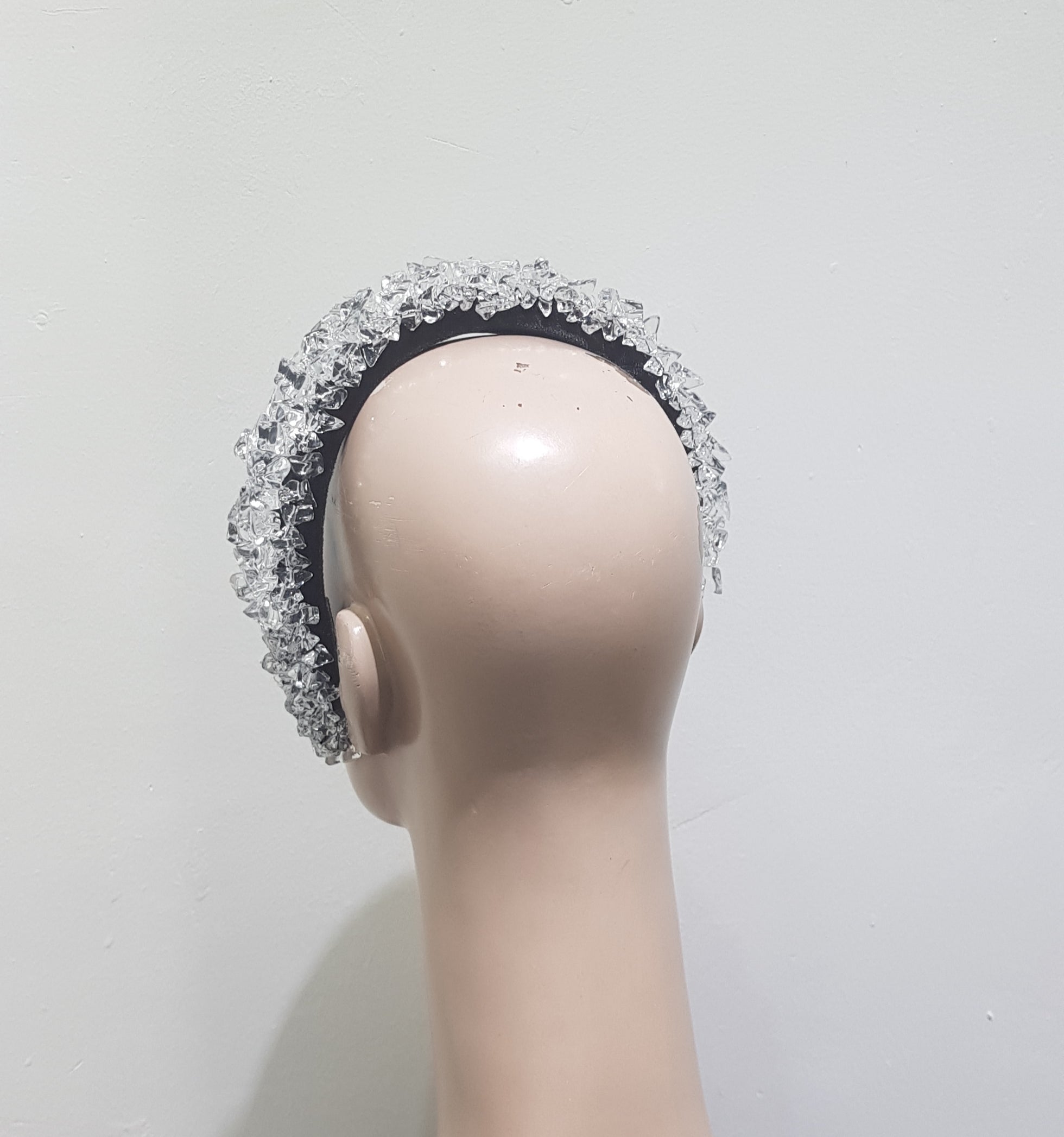 Icy Elegance: A Crystal Embellished Statement Headband