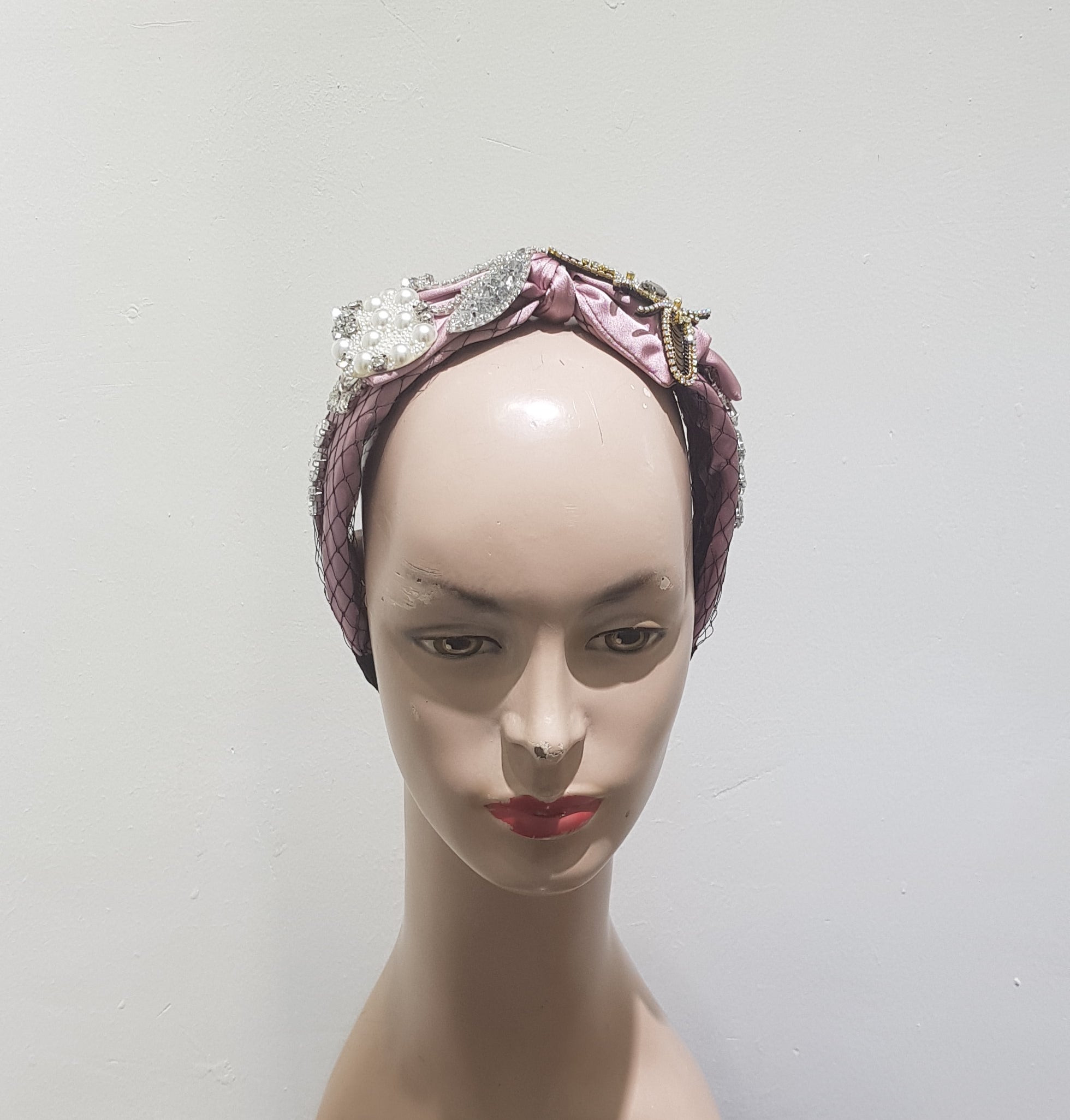 Vintage Opulence: Embellished Knot Headband