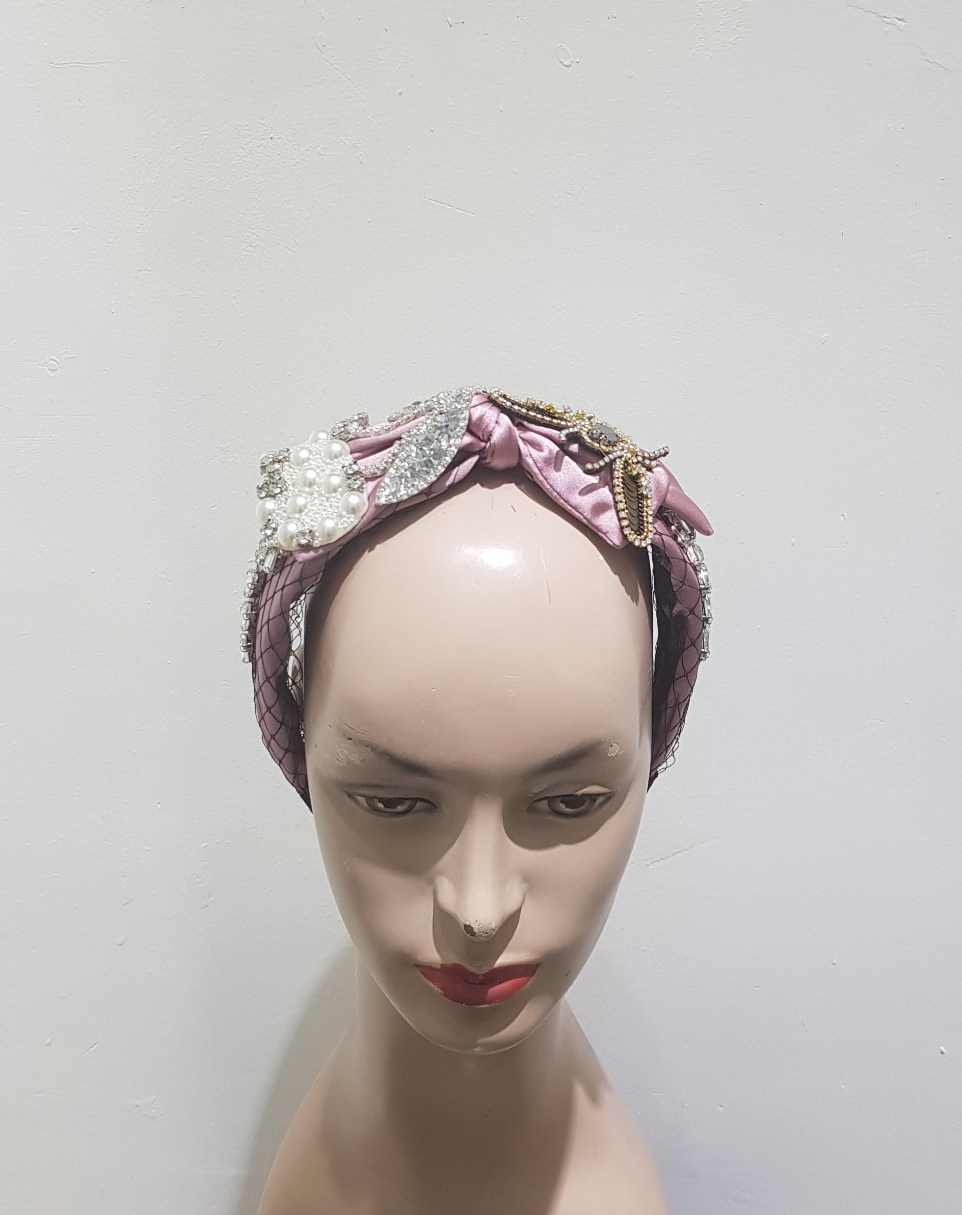 Vintage Opulence: Embellished Knot Headband