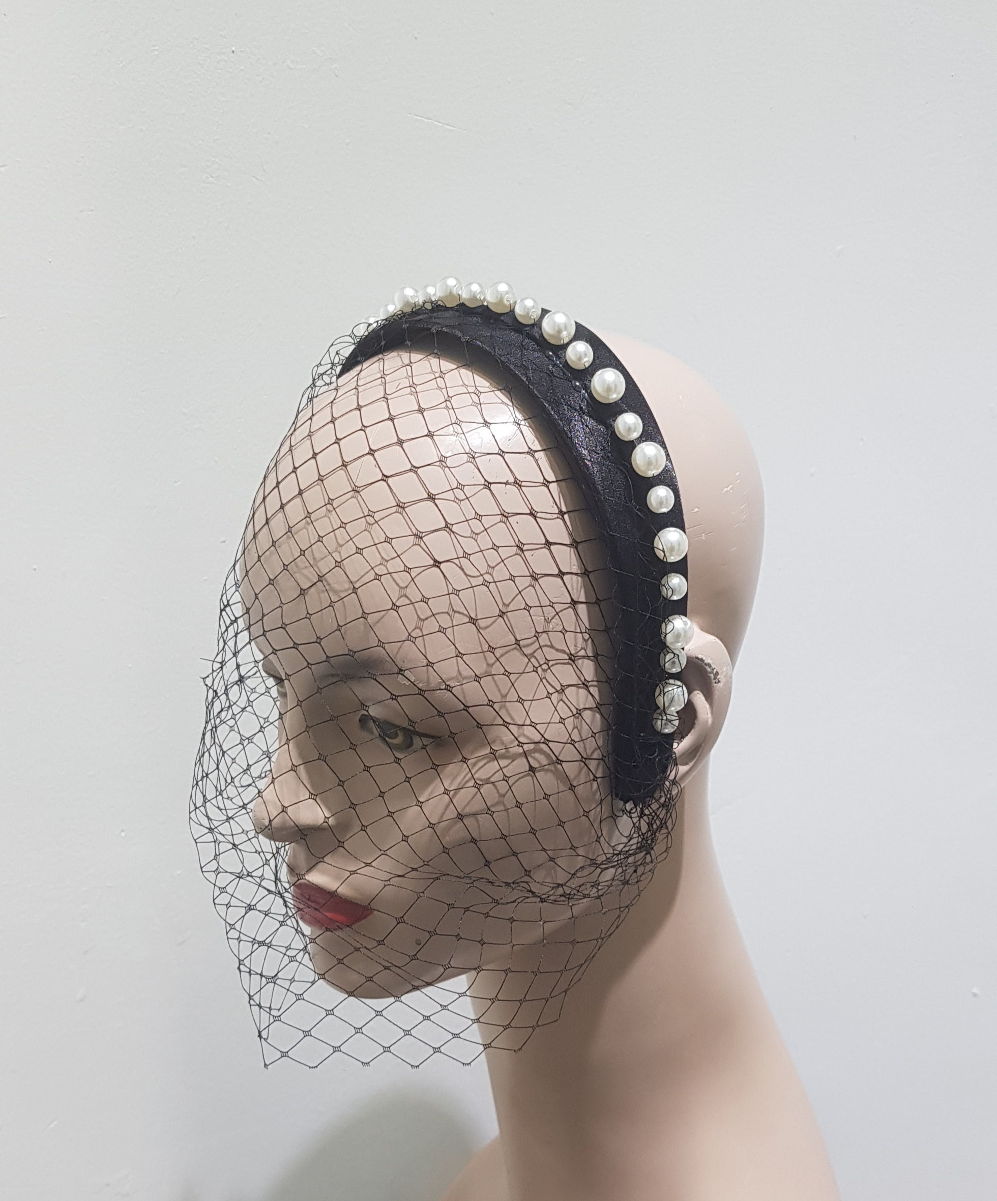 Pearl Elegance Veil Headband