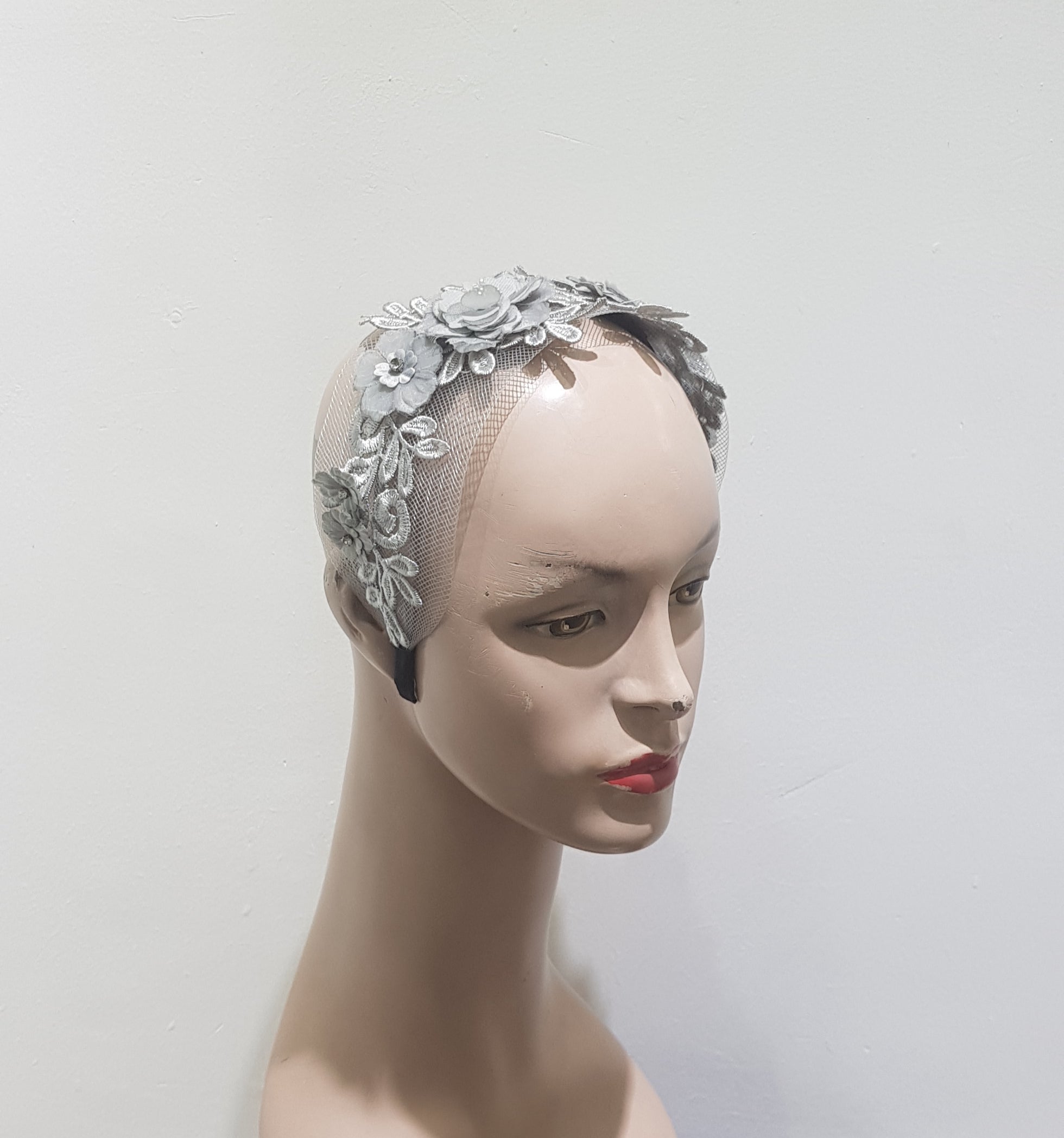 Elegant Floral Lace Headband