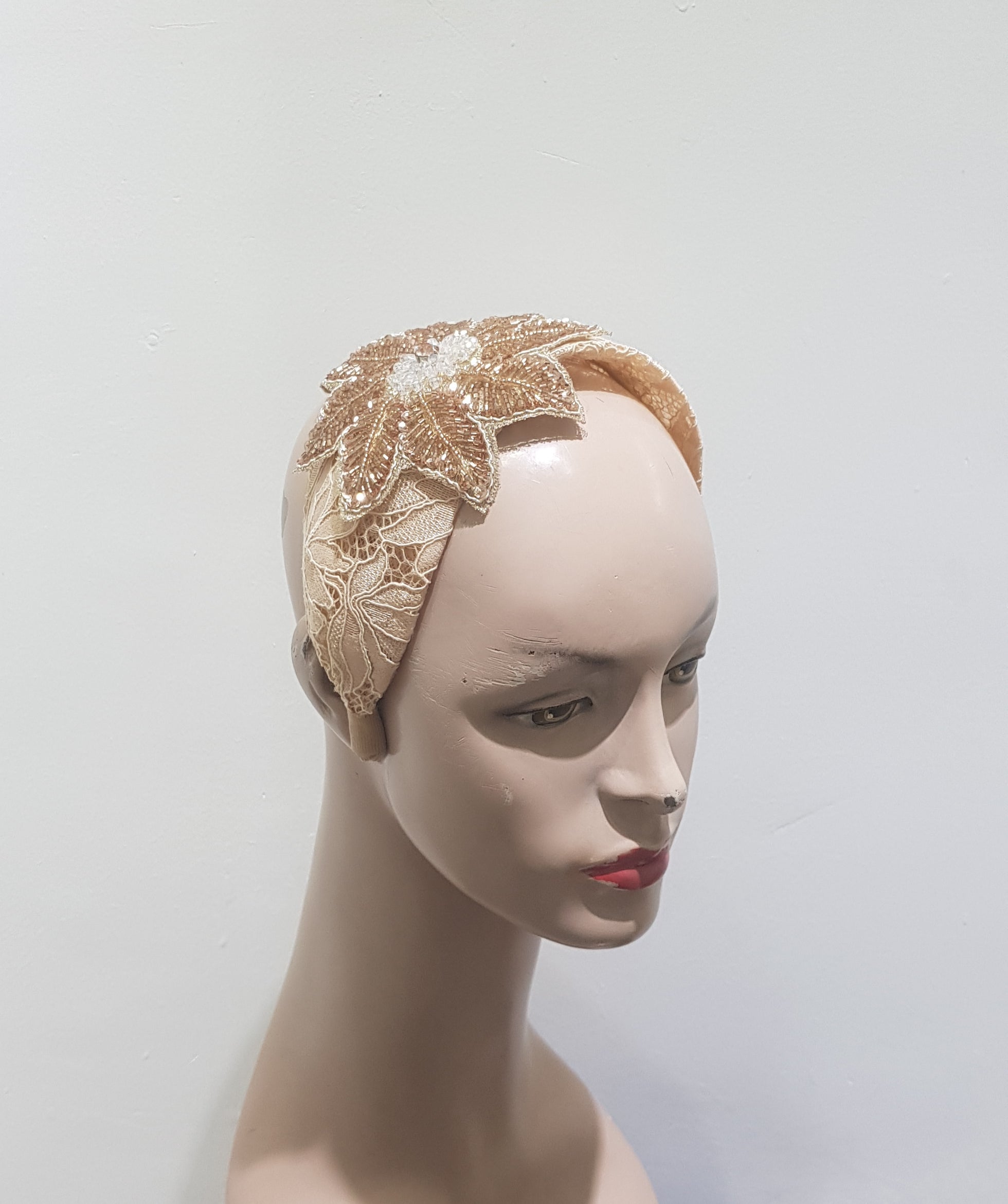 Elegance Lace Headband