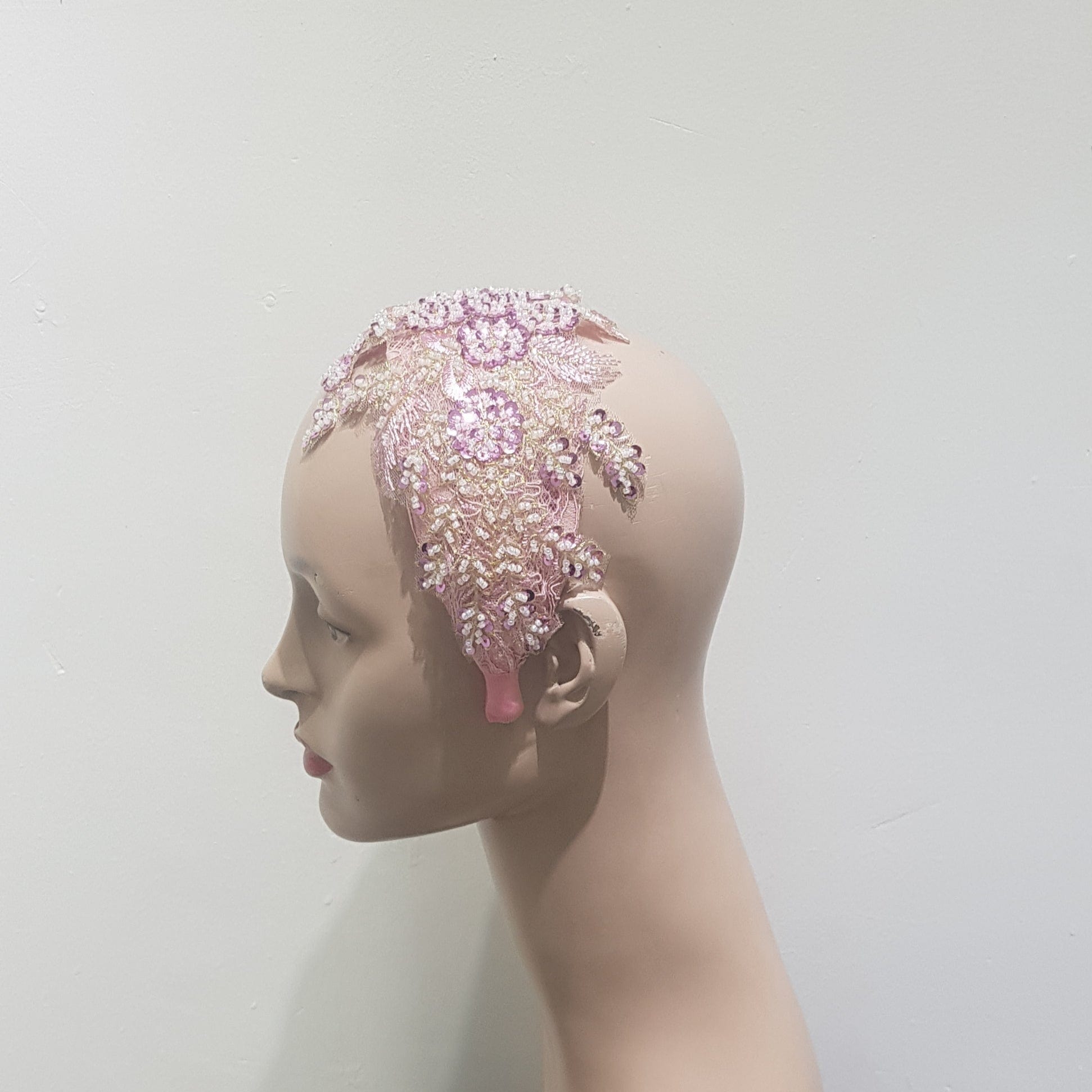 Elegant Floral Embroidered Lace Headpiece