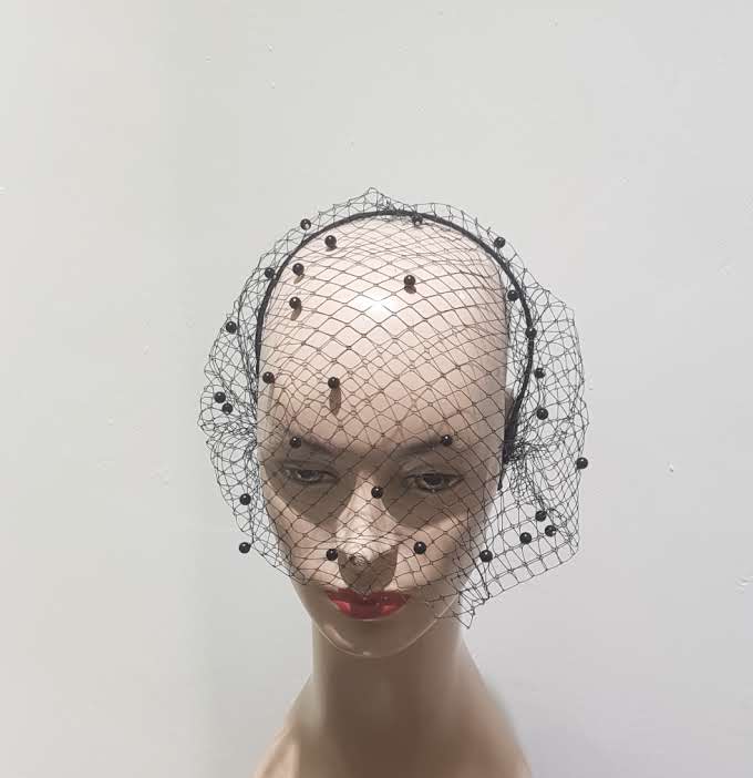 "Elegant headband with Rhinestone veiling"