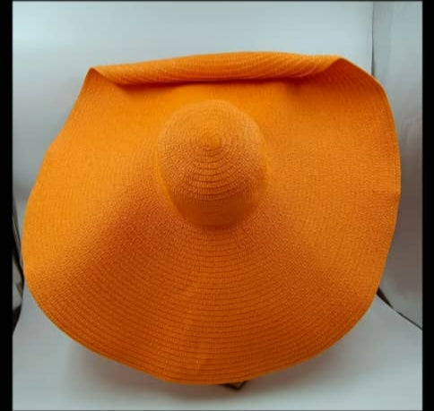 Glamorous Extra large, blocked straw hat for all your summer outings.