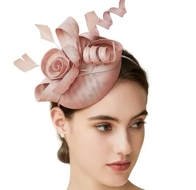 "Elegant sinamay-like feathered fascinator"