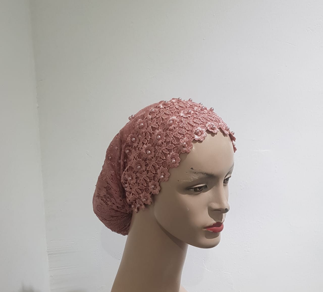 "Elegant Glow Lace"-Embellished Turban