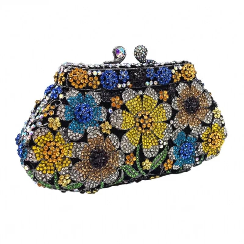 Elegant Diamond-like crystal clutch bag