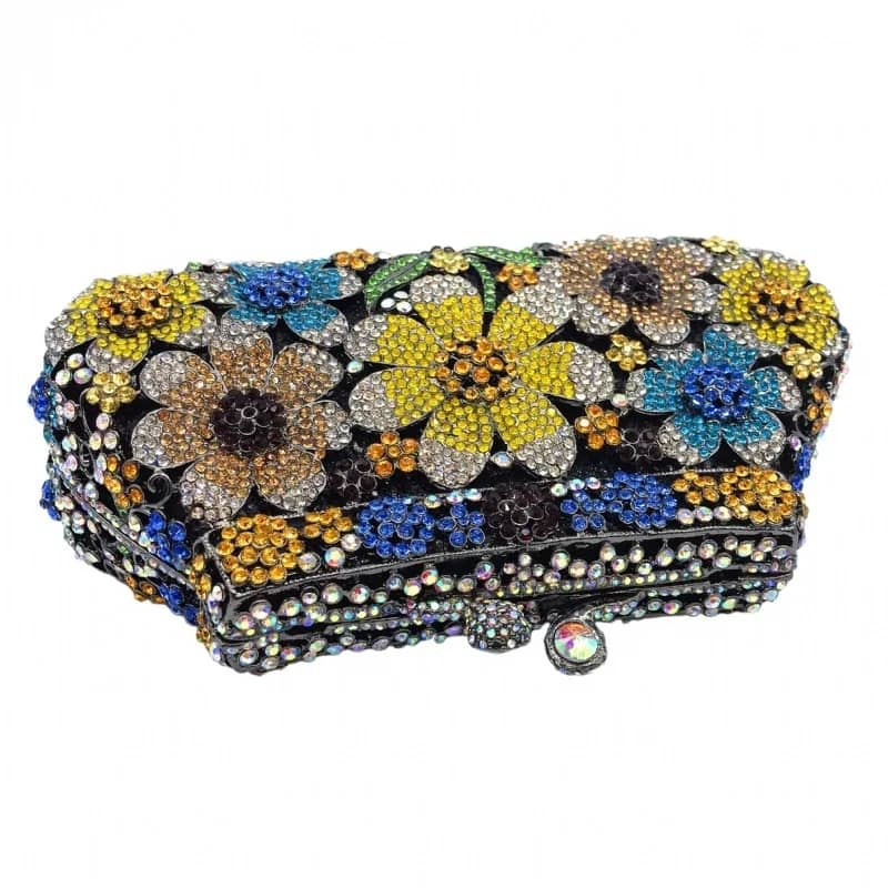 Elegant Diamond-like crystal clutch bag