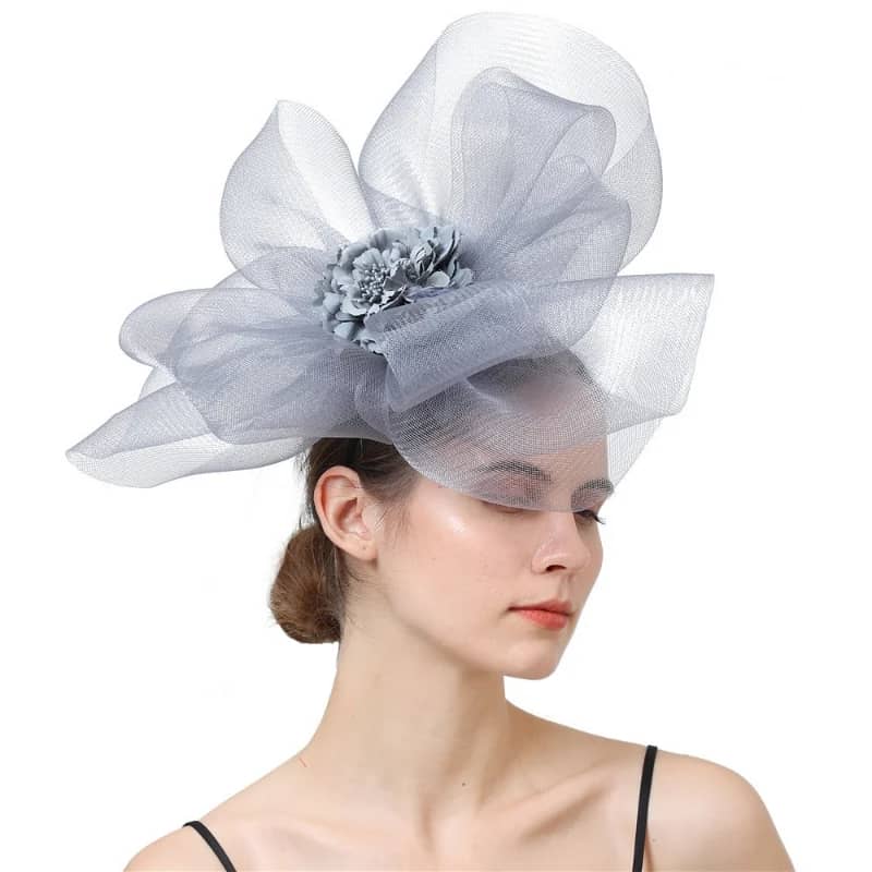 "Elegant Crinoline Fascinator"