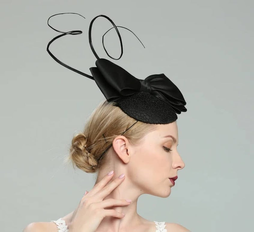 Elegant & Stylish Fascinator