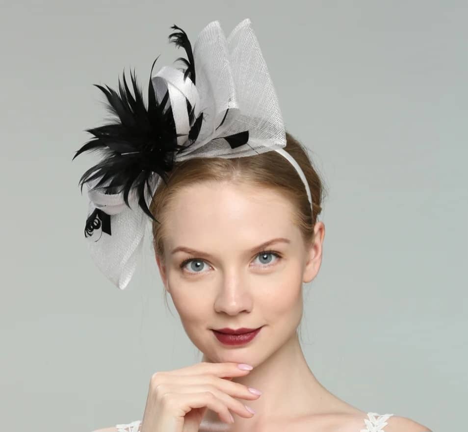 Monochrome Elegance Fascinator Set: Black & White Sophistication