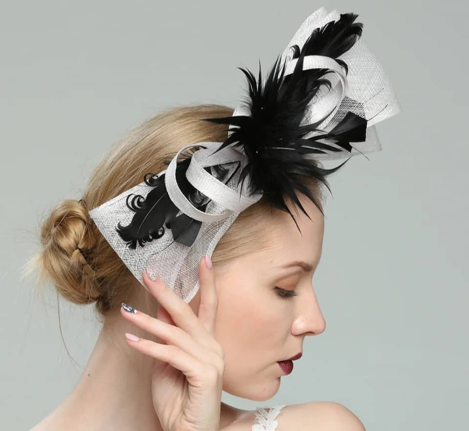 Monochrome Elegance Fascinator Set: Black & White Sophistication