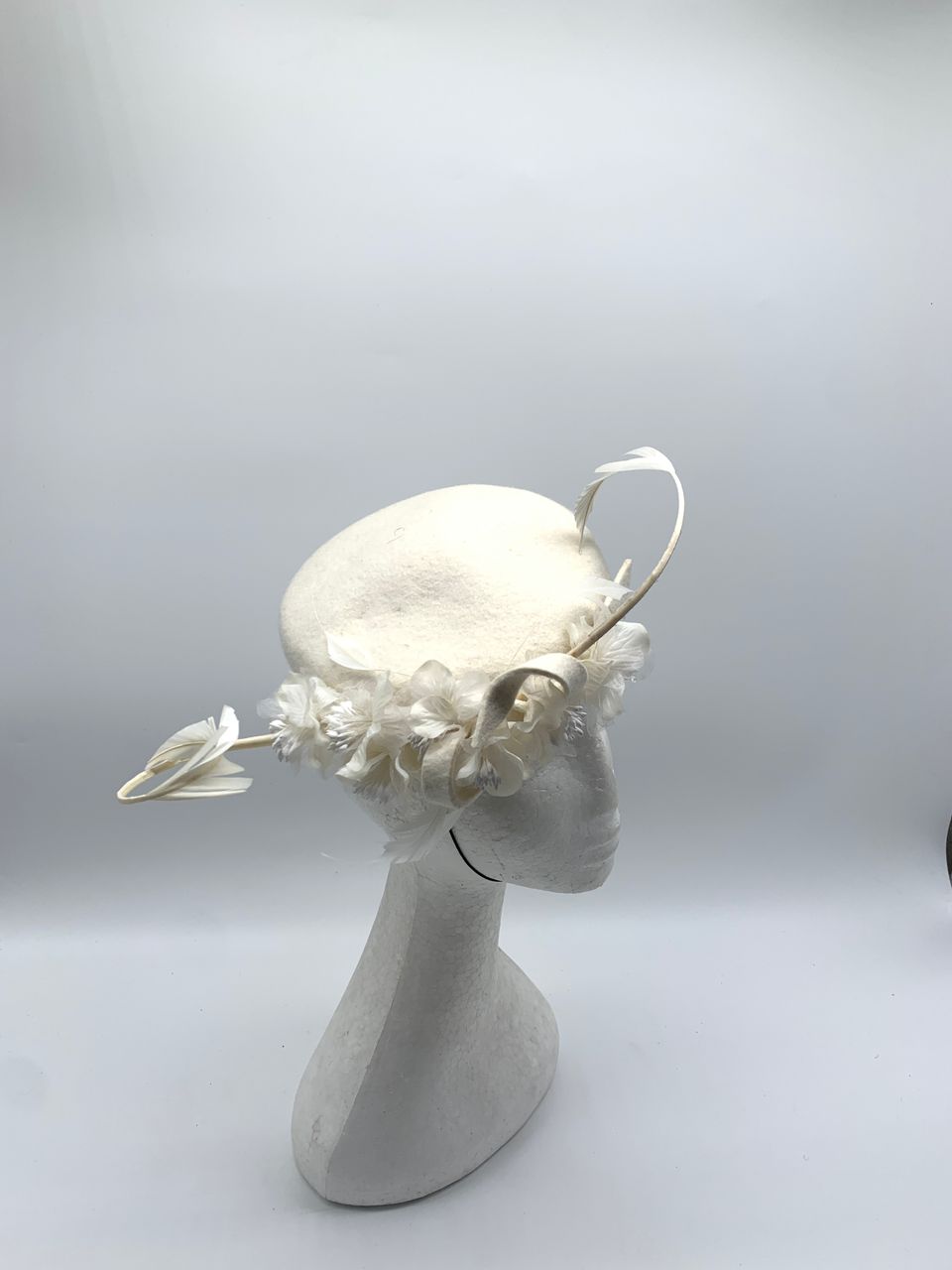 Ivory Feathered Petal Fascinator