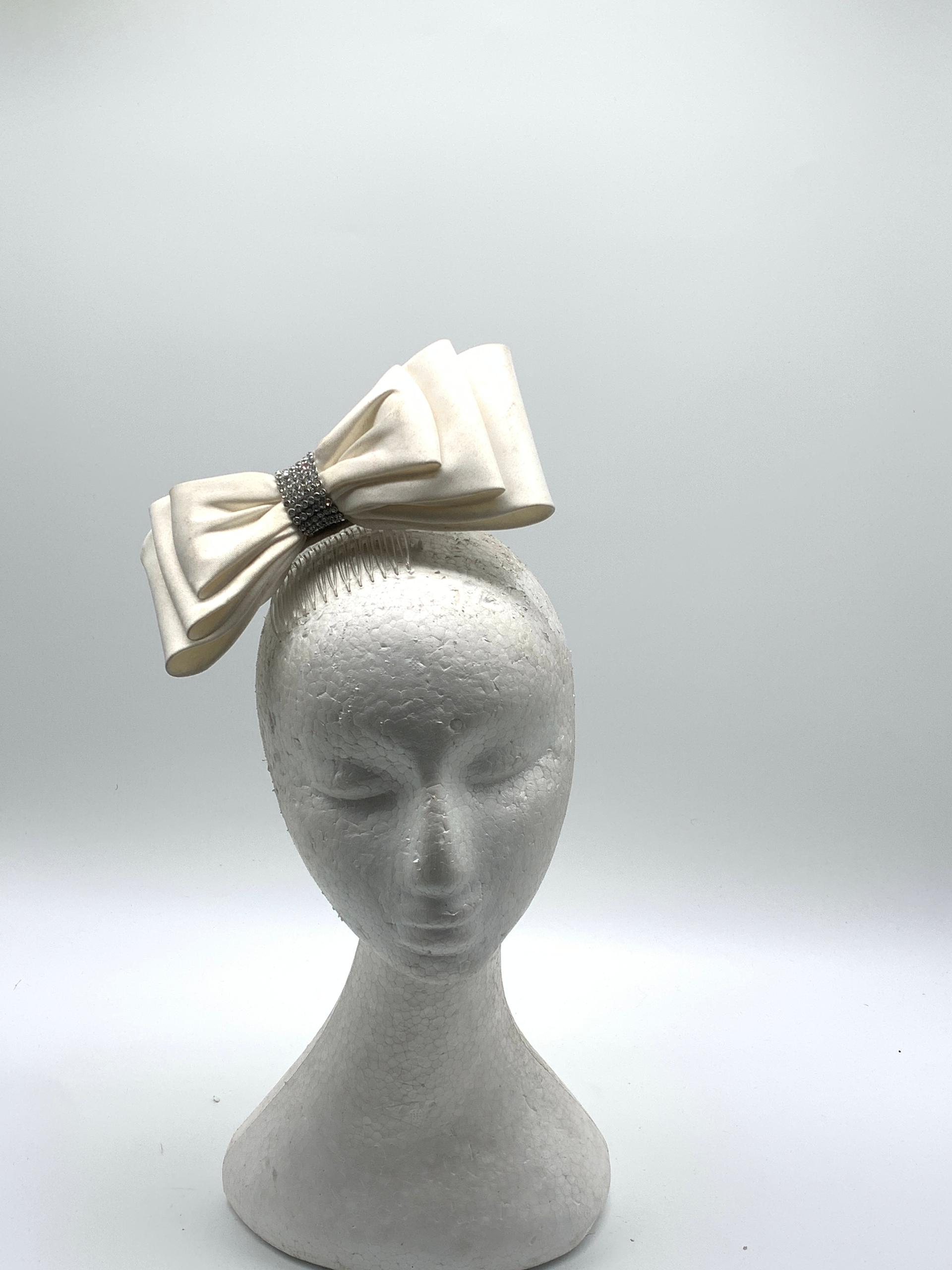 Ivory Glamour Bow