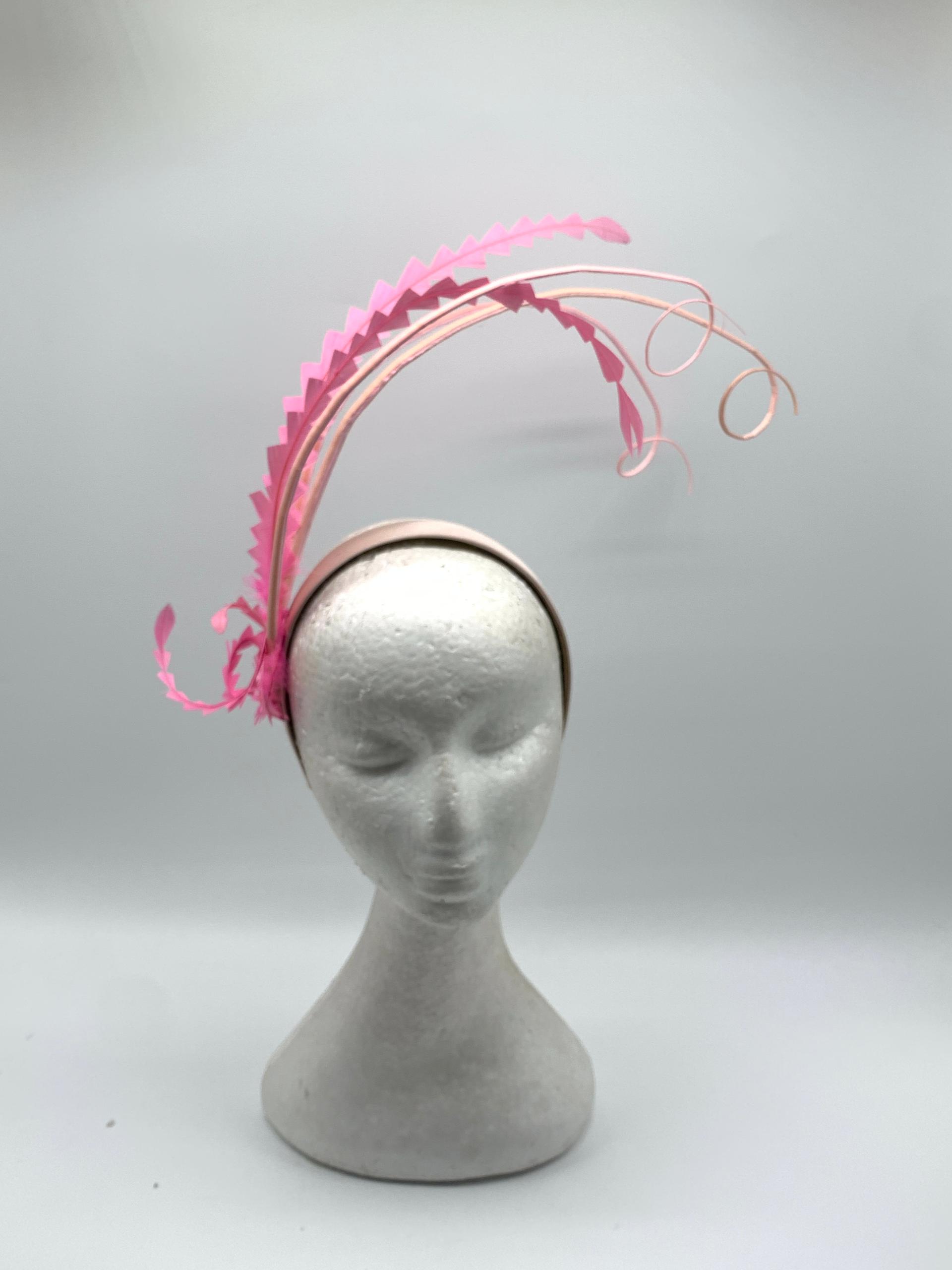 "Elegance Fascinator"