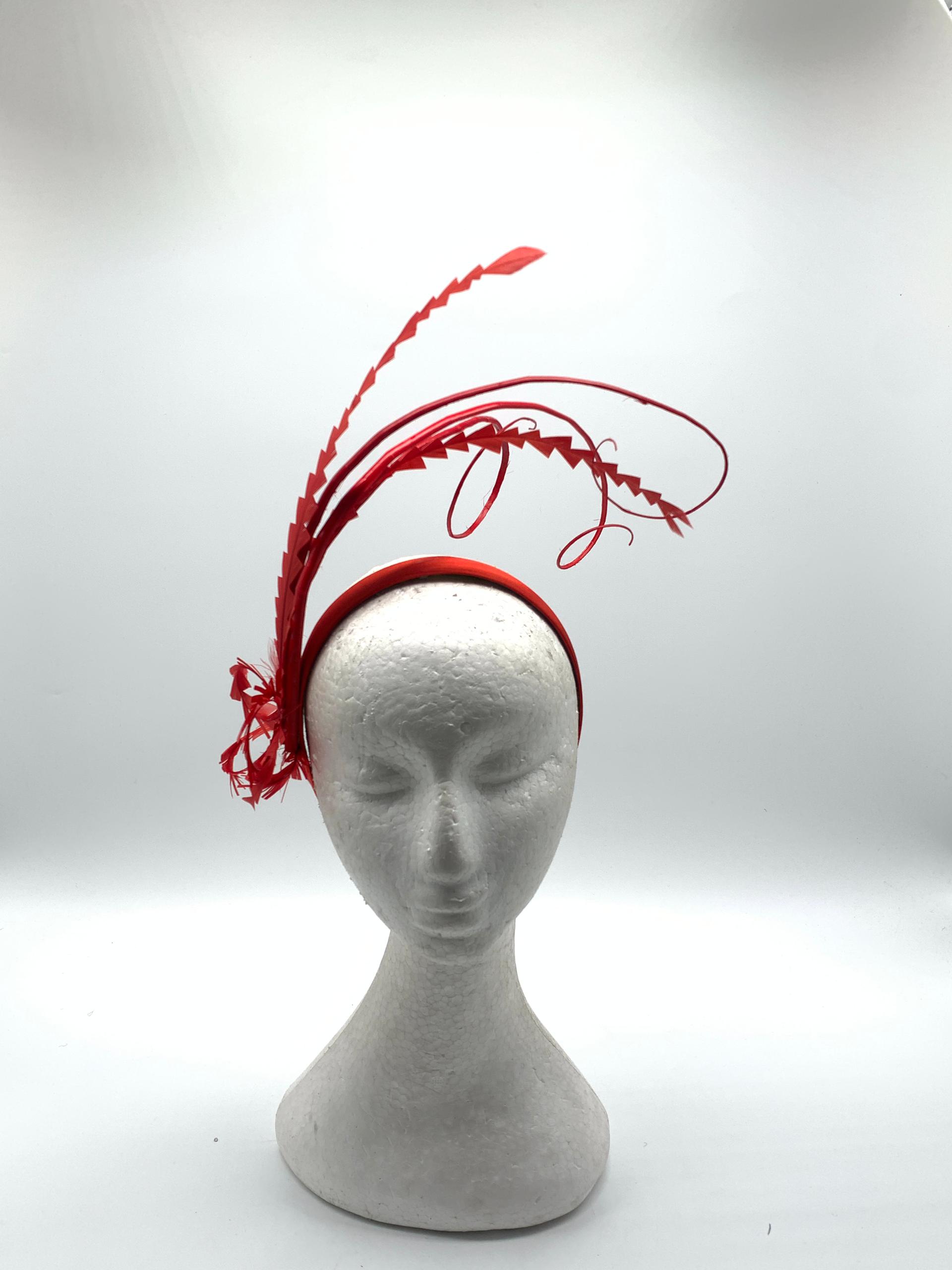 "Elegance Fascinator"