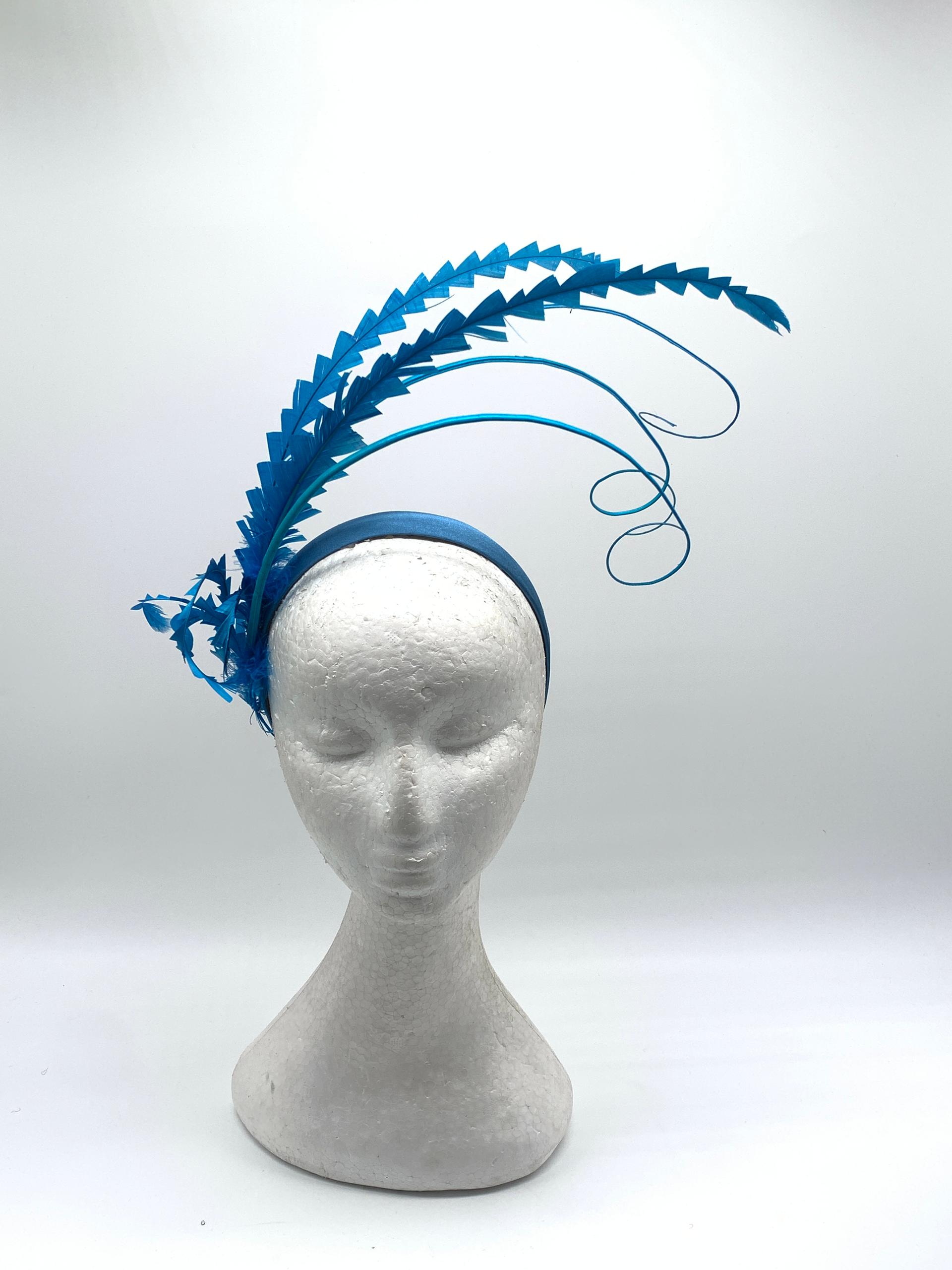 "Elegance Fascinator"