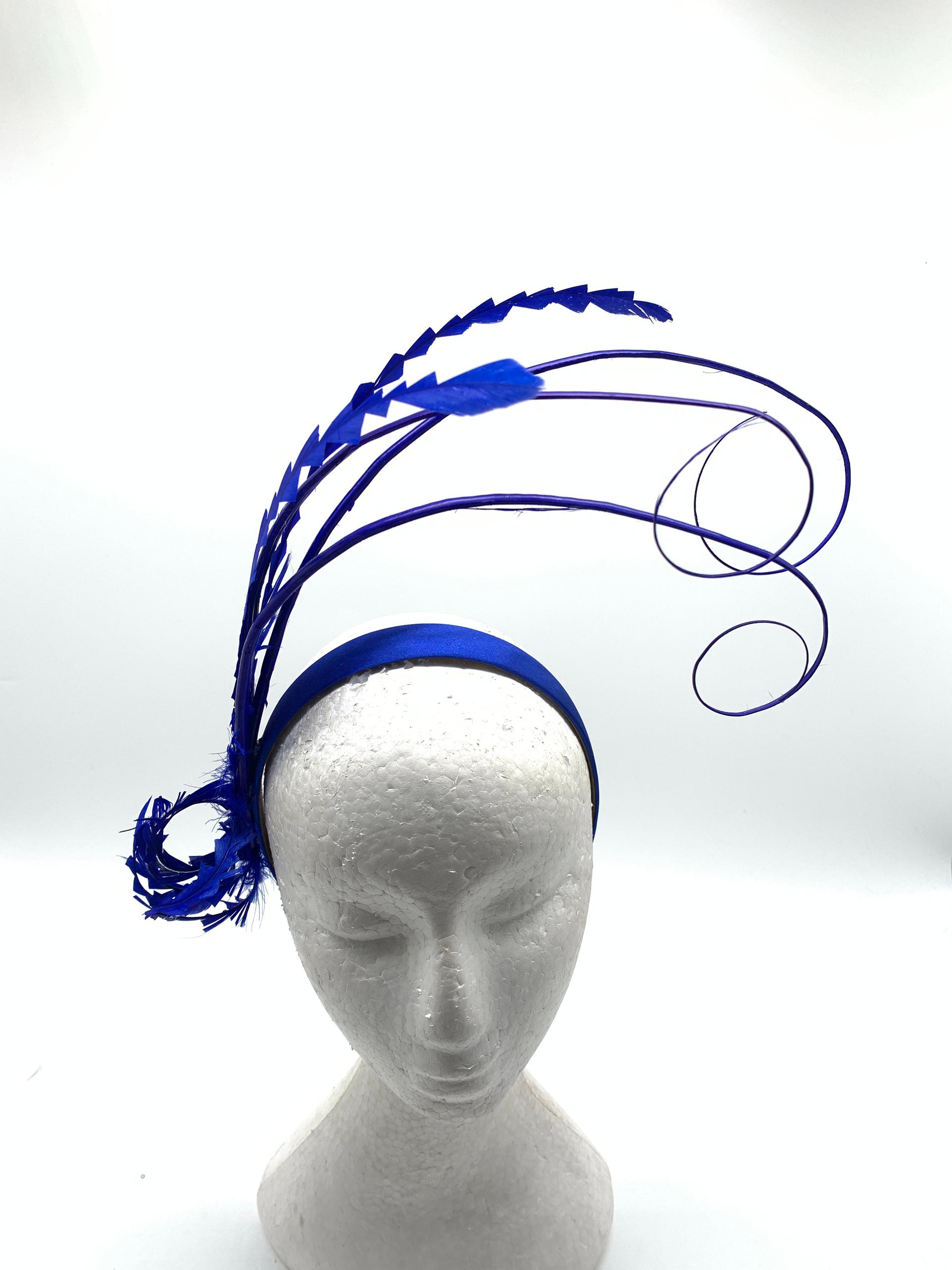 "Elegance Fascinator"