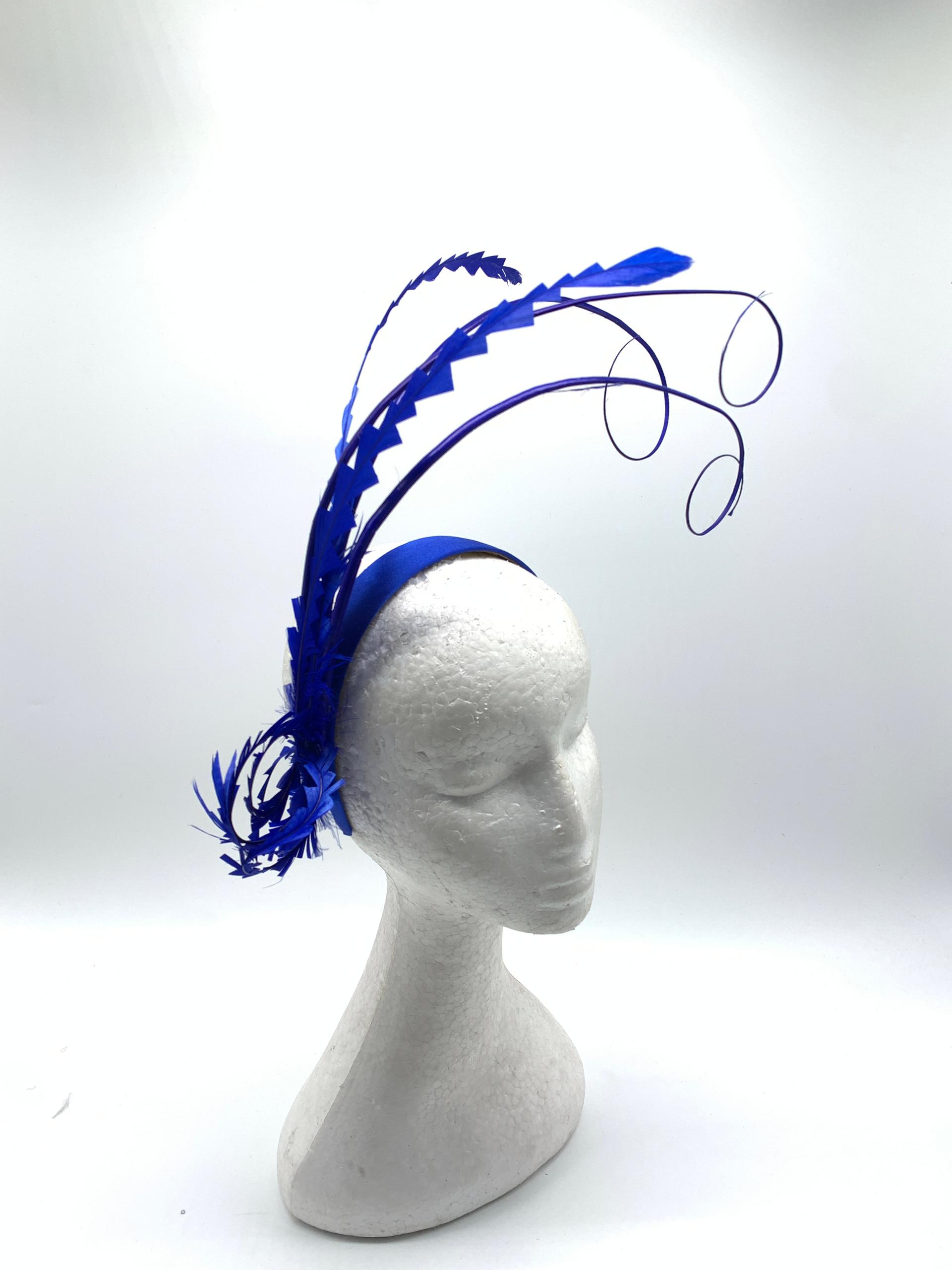 "Elegance Fascinator"