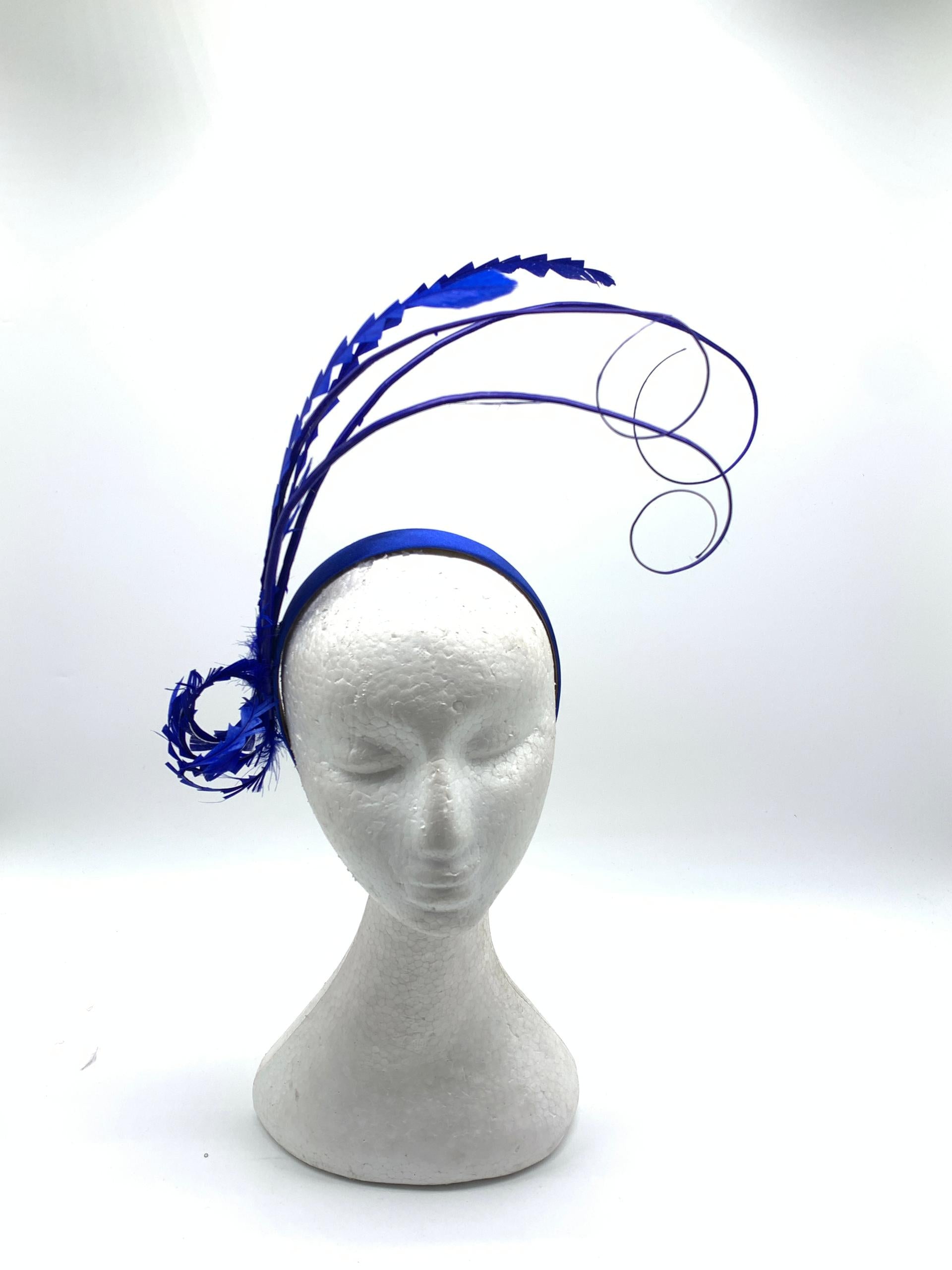 "Elegance Fascinator"