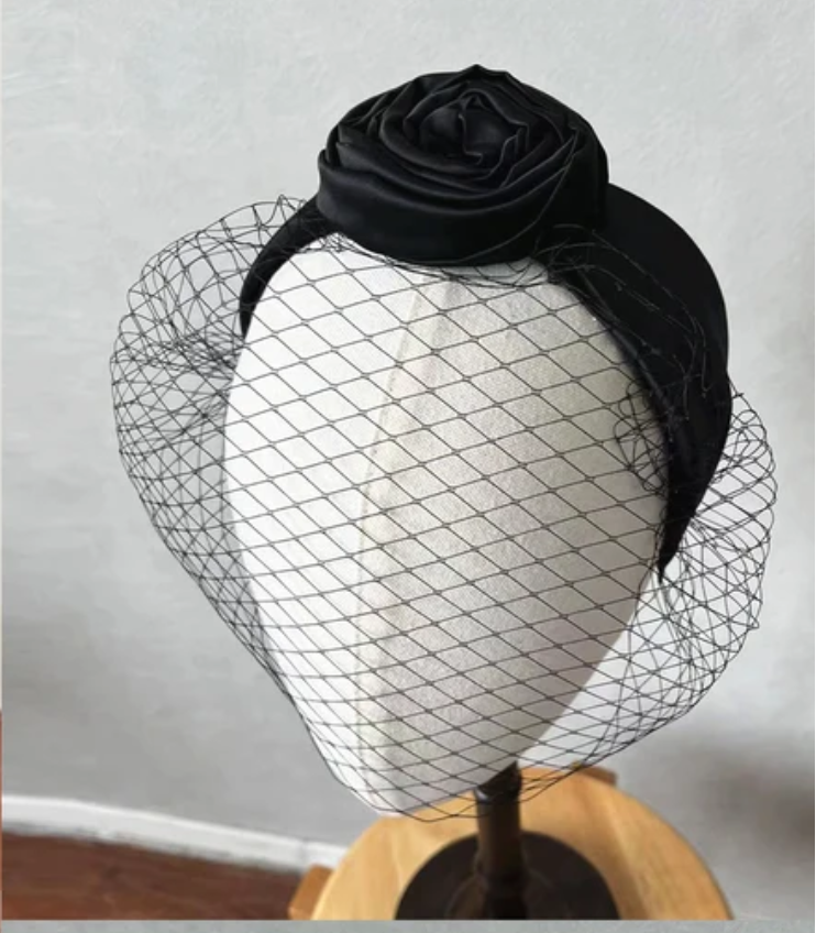 Vintage-Inspired Birdcage Veil Headband