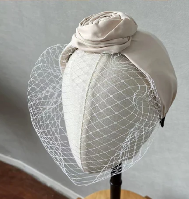 Vintage-Inspired Birdcage Veil Headband