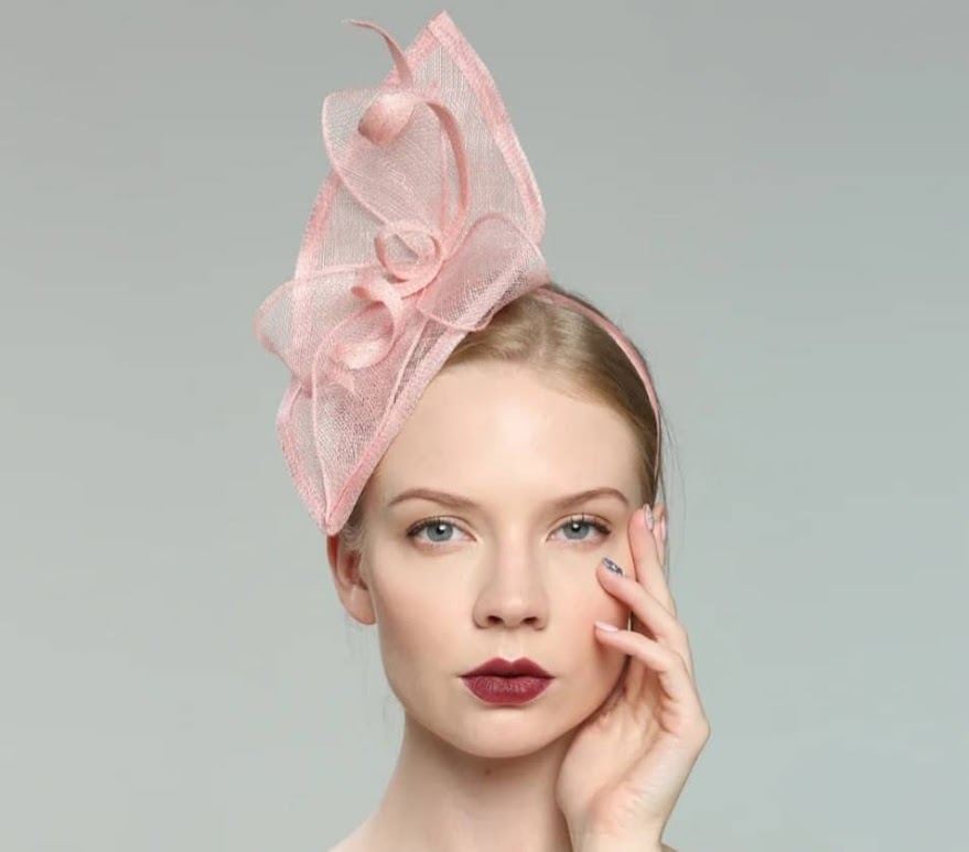 Elegant Fascinator